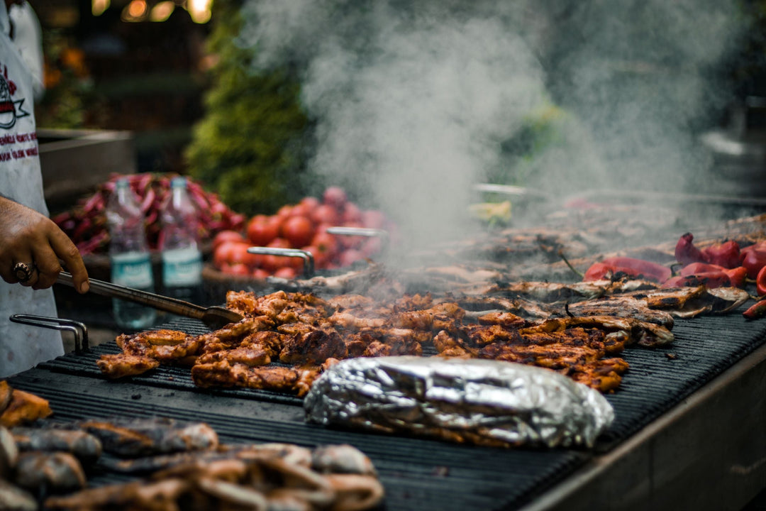 The Best Types of Cooking Wood for Grilling and Smoking