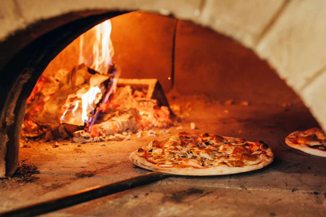 Cooking with Wood: How Different Woods Affect Food Flavor